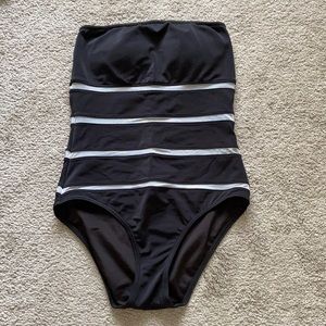 VICTORIA’S SECRET strapless one piece swimsuit